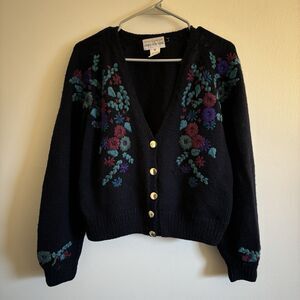 VVTG Jones New York Hand Knit Cardigan Sweater 100% Wool Blue Floral Womens Med